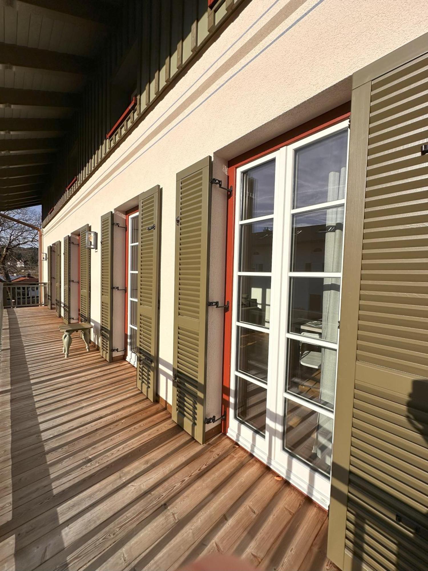 Vaicun Stays Luxury Apartments - Stilvolle Apartments Am Tegernsee กมุนด์ อัม เทกันซี ภายนอก รูปภาพ