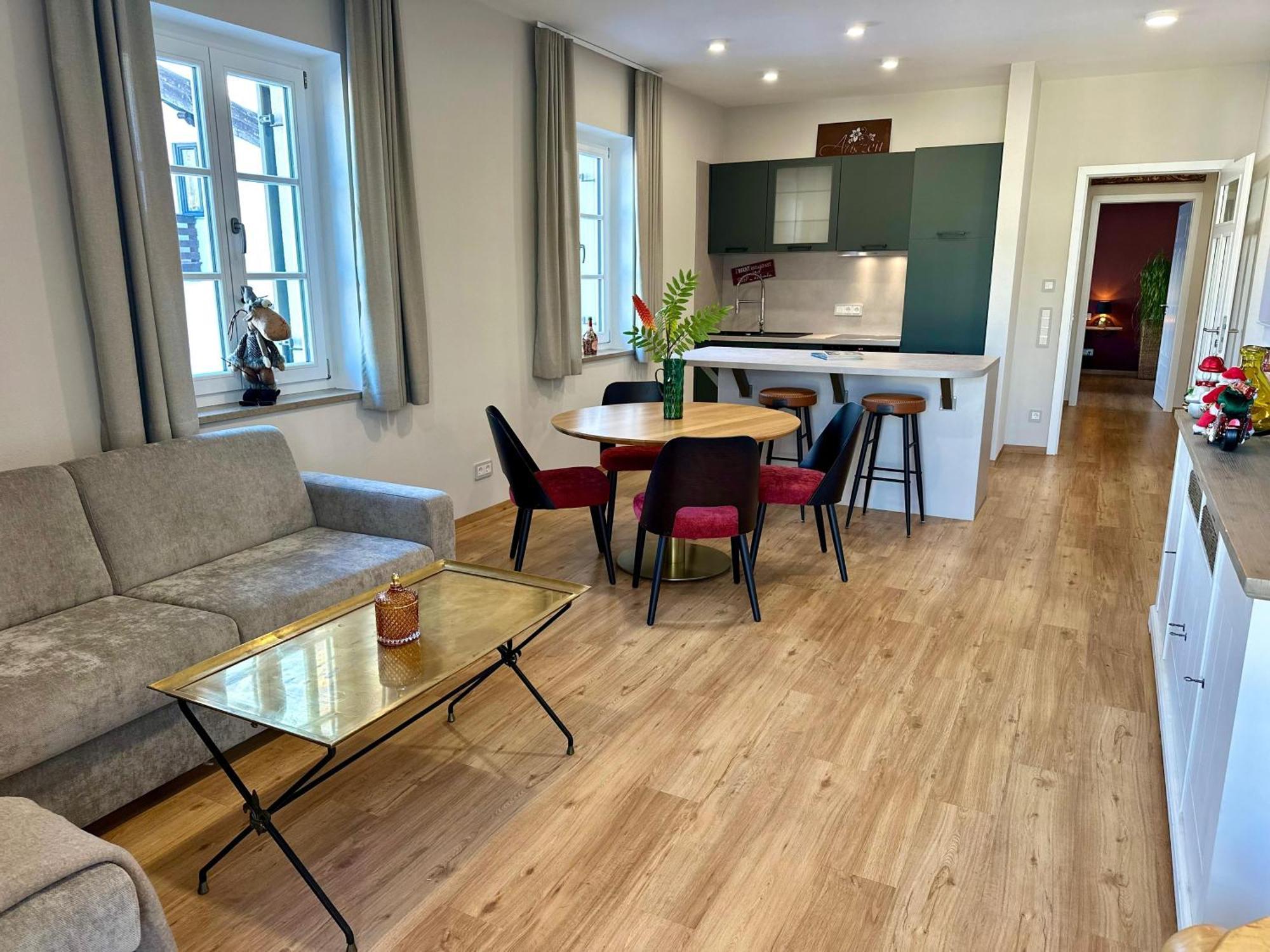 Vaicun Stays Luxury Apartments - Stilvolle Apartments Am Tegernsee กมุนด์ อัม เทกันซี ภายนอก รูปภาพ