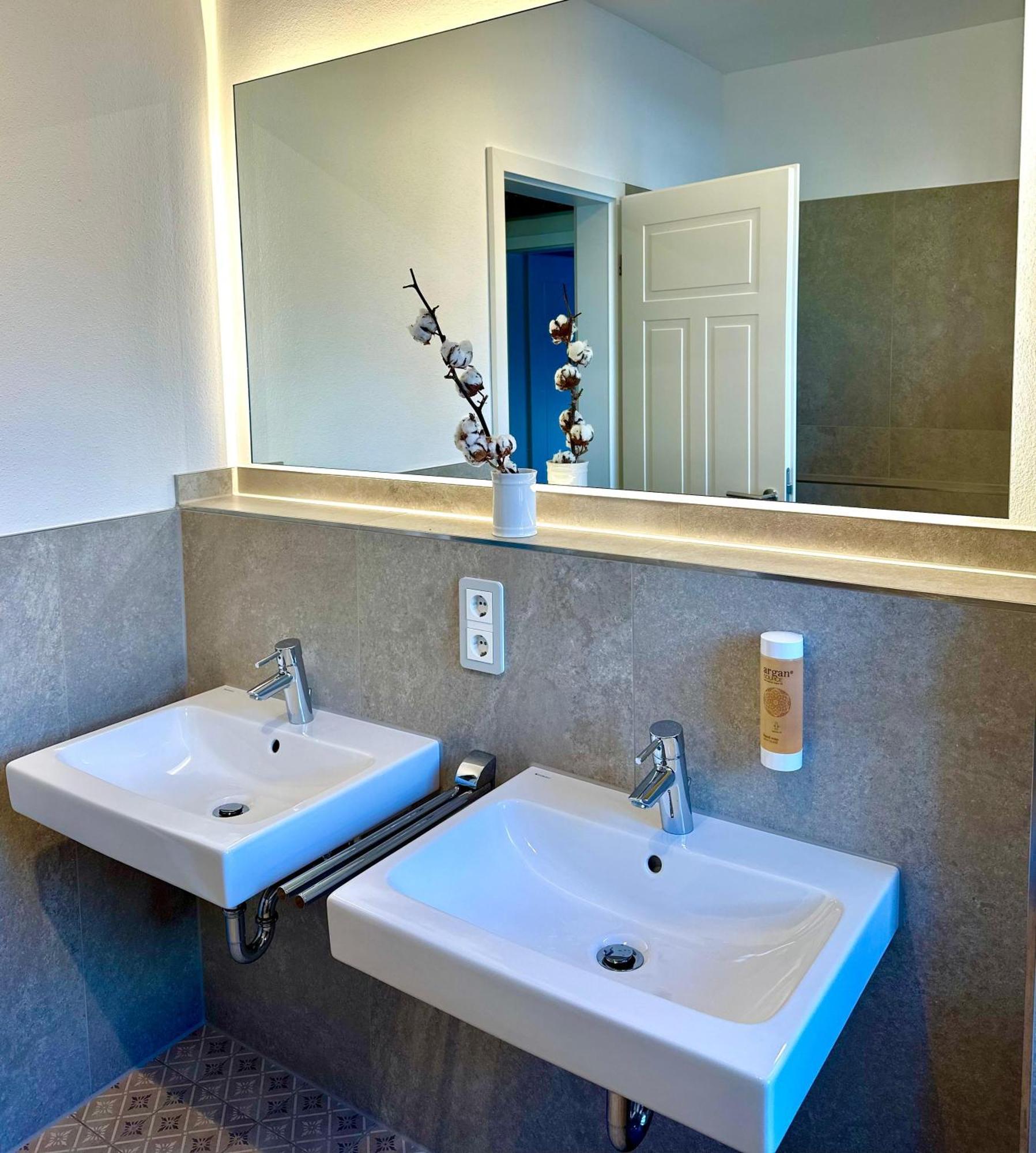 Vaicun Stays Luxury Apartments - Stilvolle Apartments Am Tegernsee กมุนด์ อัม เทกันซี ภายนอก รูปภาพ