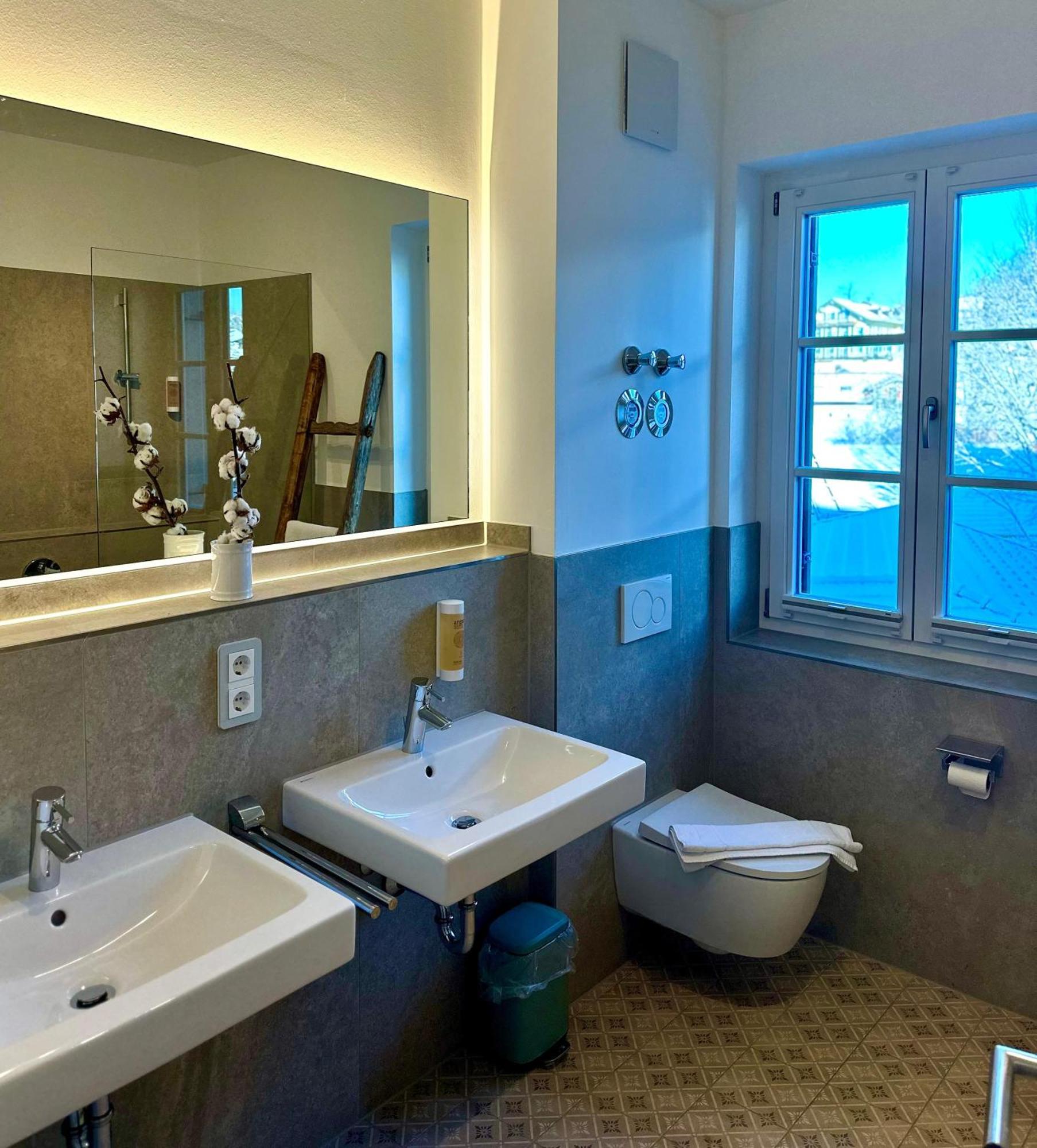 Vaicun Stays Luxury Apartments - Stilvolle Apartments Am Tegernsee กมุนด์ อัม เทกันซี ภายนอก รูปภาพ
