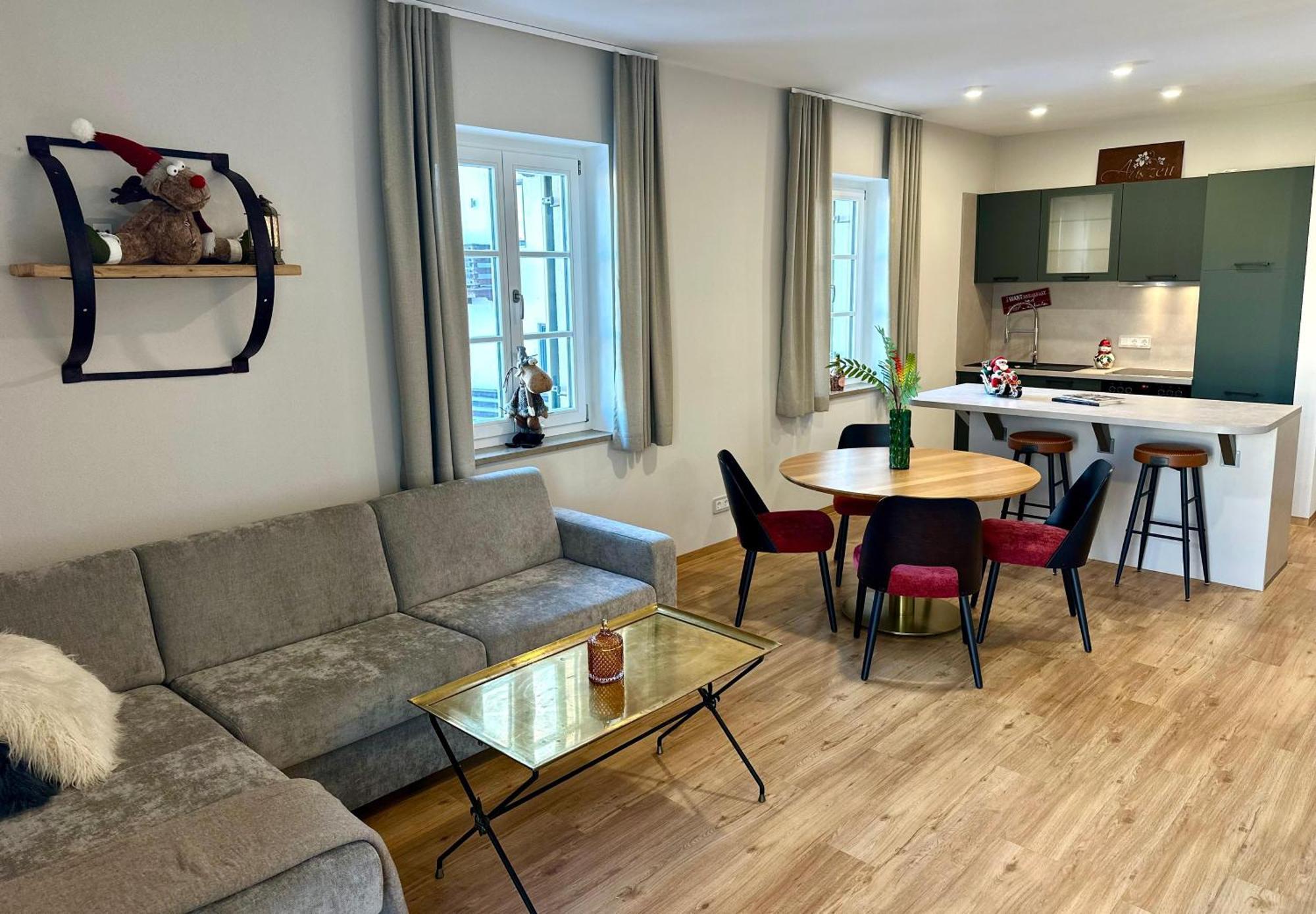 Vaicun Stays Luxury Apartments - Stilvolle Apartments Am Tegernsee กมุนด์ อัม เทกันซี ภายนอก รูปภาพ